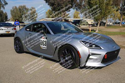 media/Jan-25-2026-Speed Ventures (Sun) [[0f6c16c17e]]/Around the Pits/